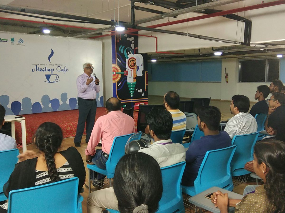 danieljeevan's tweet photo. Sivasankar IAS, IT Secretary to Government, speaking at #MeetupCafe https://t.co/bw9t8ASGjO