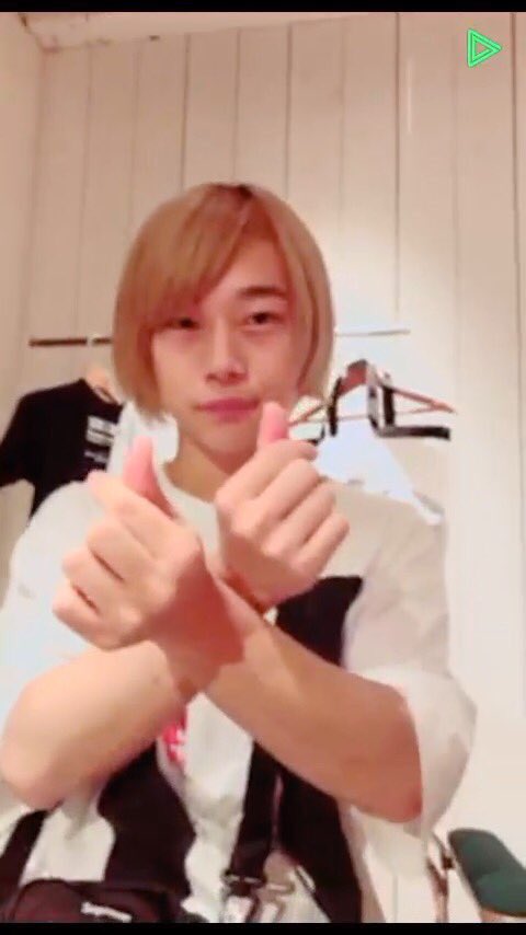 punpunbo's tweet photo. かめむしくうううん！めっちゃ可愛いゾ(👌･ω･)👌❤
#かめむし
#レイターズ
#YouTubebar https://t.co/nNFhG0Lqb1
