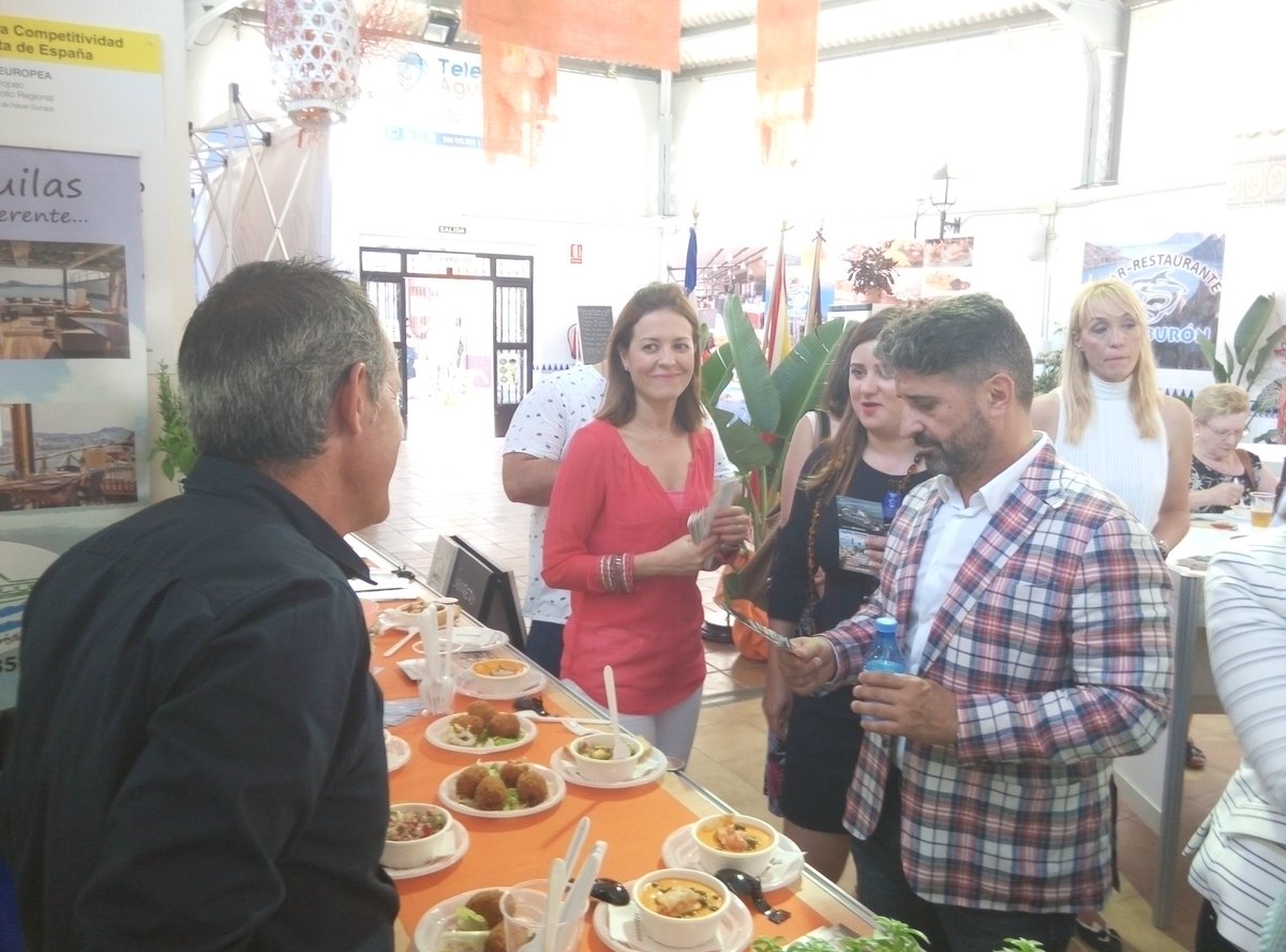 La alcaldesa, <a href="/MCarmenMoreno/">MariCarmen Moreno</a>, y gran parte del Gobierno municipal nos han acompañado en el estreno de esta mañana.
