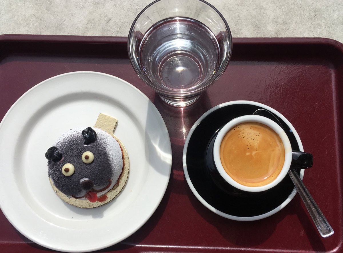 AnnaMertanen's tweet photo. Café Esplanadin Lennu-leivos #lennu #leivos ☕️ https://t.co/RDN6n8jiXs