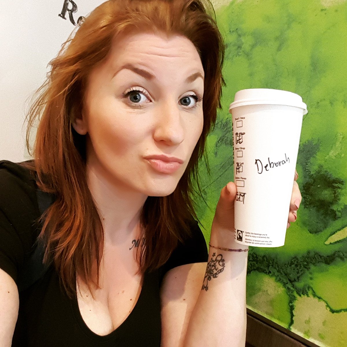 Debsie_deb83's tweet image. ....#standard #starbucks #speltwrong 😐😐😐😐