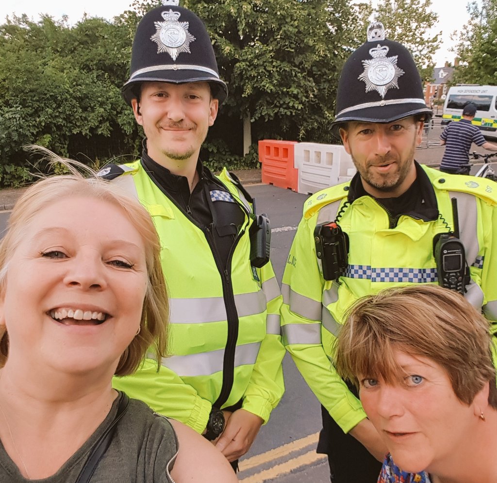 tracy tustin tweet media