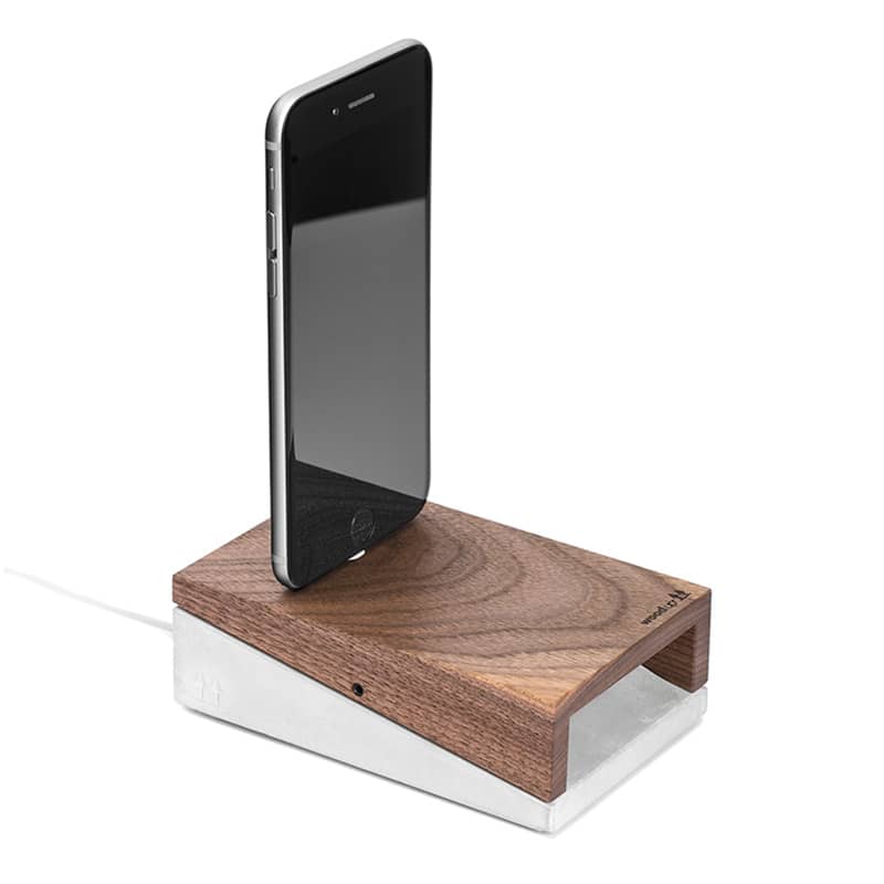 themacstop's tweet photo. Looking for Premium wood accessories for your Apple products? 
Follow WoodUp.
Click to shop NOW!
https://t.co/295fqYMYf0 https://t.co/XfUAp9uu4T