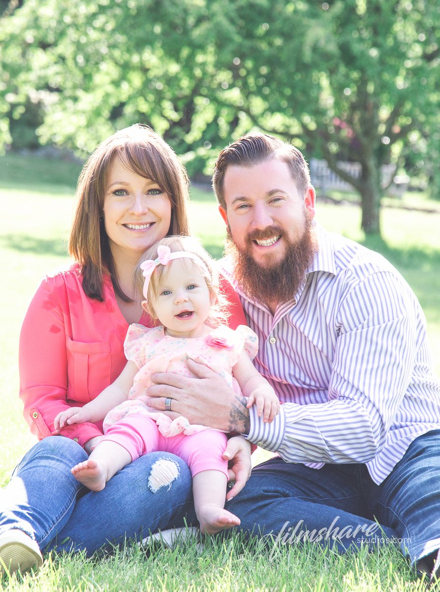filmsharestudio's tweet photo. If this isn't #FamilyGoals then I don't know what is! 

#NJFamilyPhotographer #NewJerseyPhotographer #Family #NewJersey #MonmouthCountyNJ https://t.co/m3v9DbP1jt