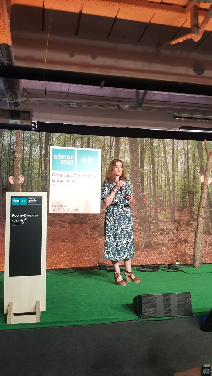 sacem's tweet photo. Now we carry on with the #URights presentation and Caroline Champarnaud #sonar2017 #sonarD2017 https://t.co/0amGQBCCXD