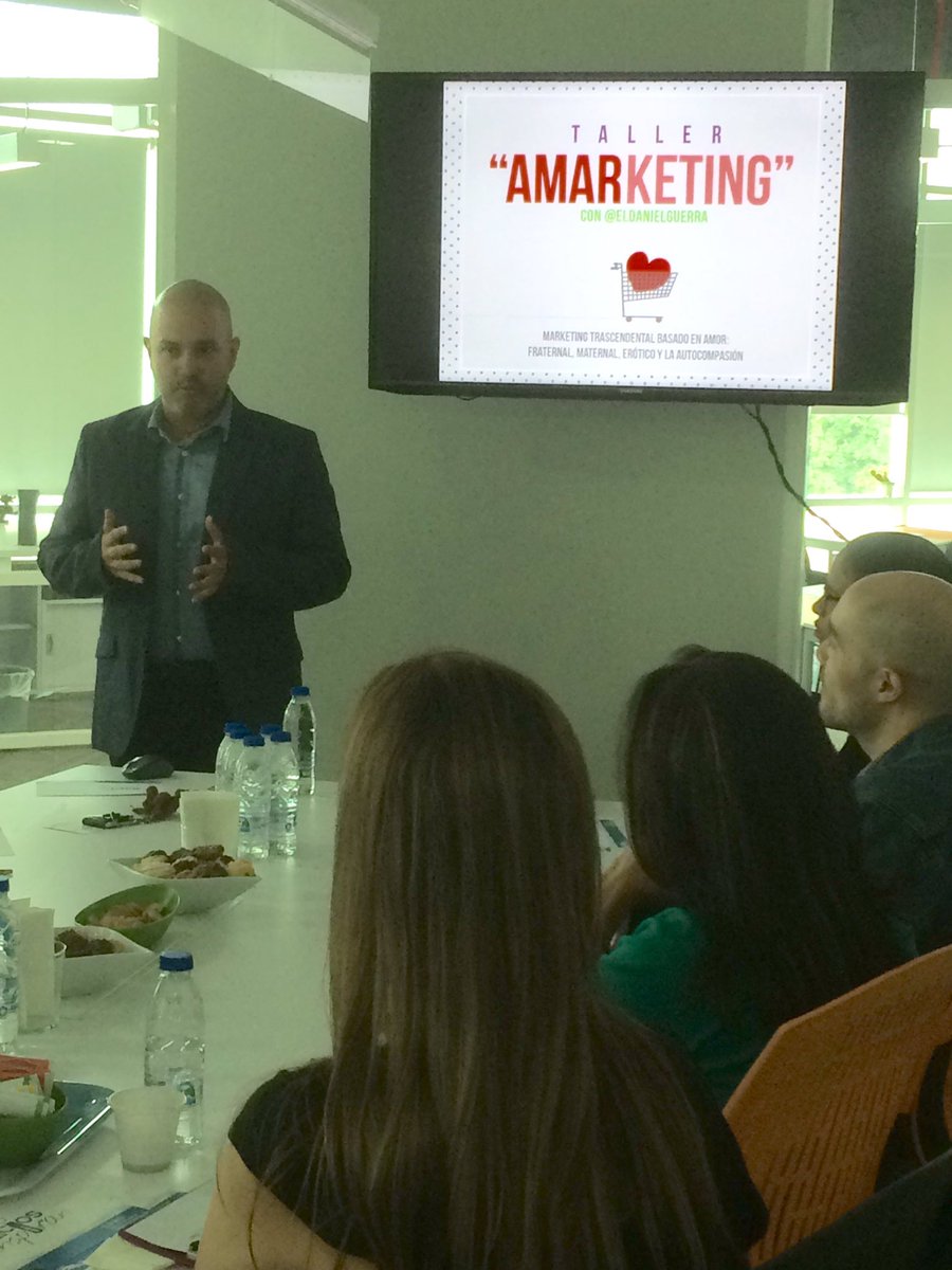 baltarconsultor's tweet photo. @ElDanielGuerra nos acompaña hoy con su charla #AMARketing ❤️ en #EspaciosQueInspiran Síguenos en vivo por instagram! https://t.co/psCXxbYwNY