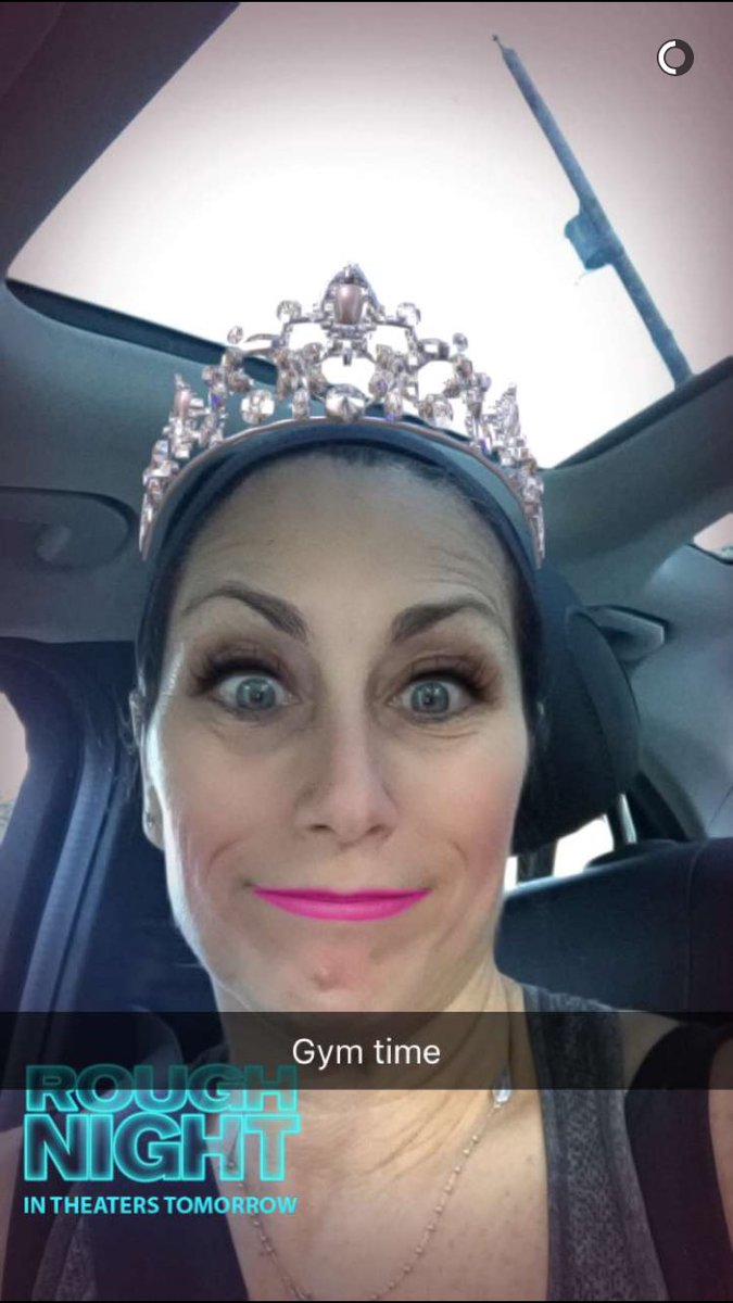 thingsmomsnaps's tweet photo. Bow down https://t.co/WAscfOcbEG