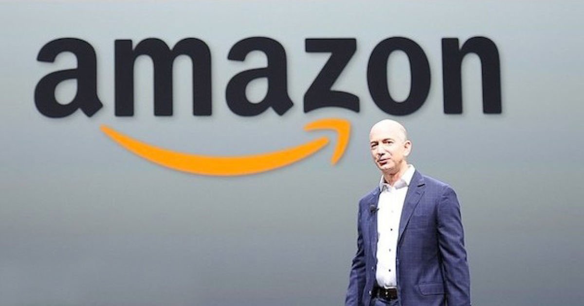 engadget's tweet photo. Amazon is buying Whole Foods for $13.7 billion https://t.co/3DjdRauUDS https://t.co/5ez0MAHnTZ