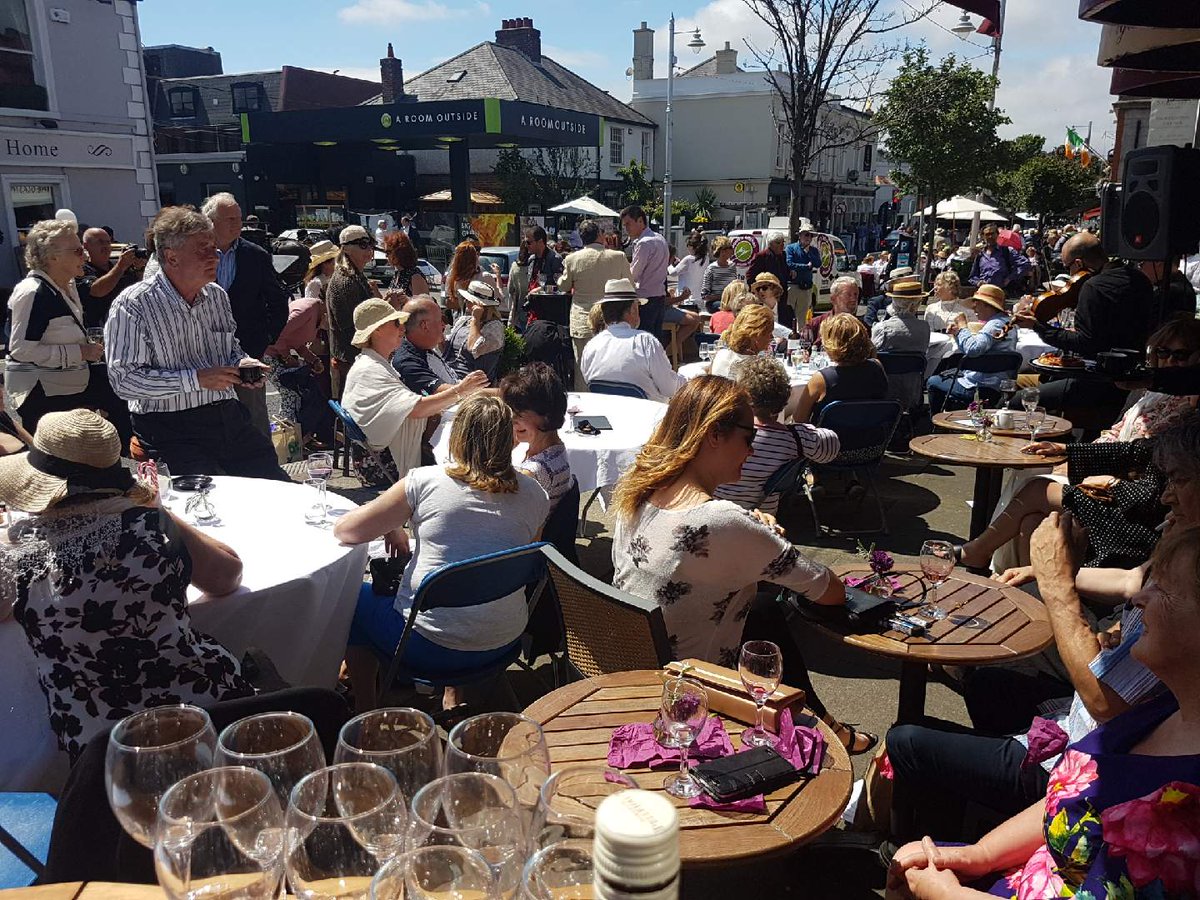 mitchellandson's tweet photo. Happy Bloomsday 2017 from our Shop in Glasthule Village ! https://t.co/qOYDJFk92i