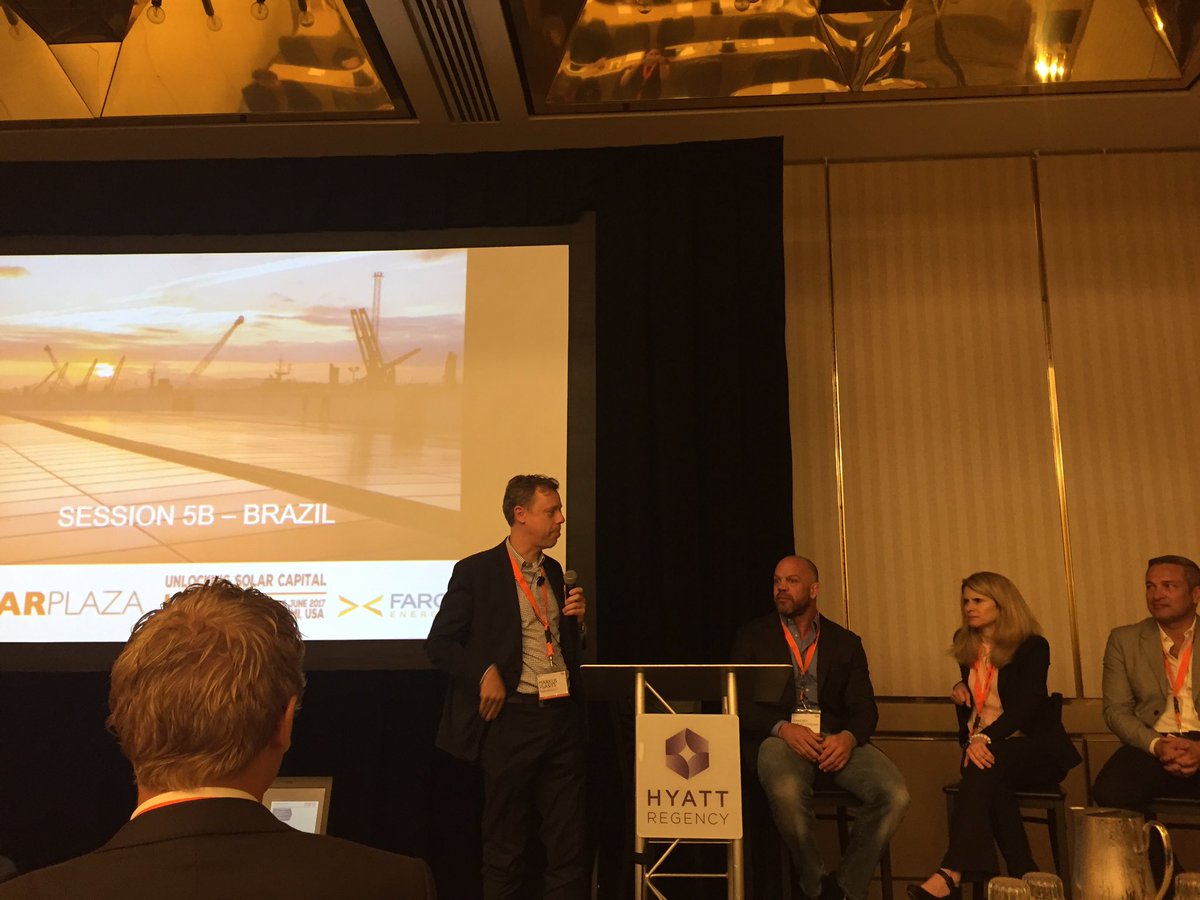 #unlockingsolar capital in #brasil - panel kicking off now, hosted by @faroenergy's Markus Vlasits. <a href="/solarplaza/">Solarplaza</a>