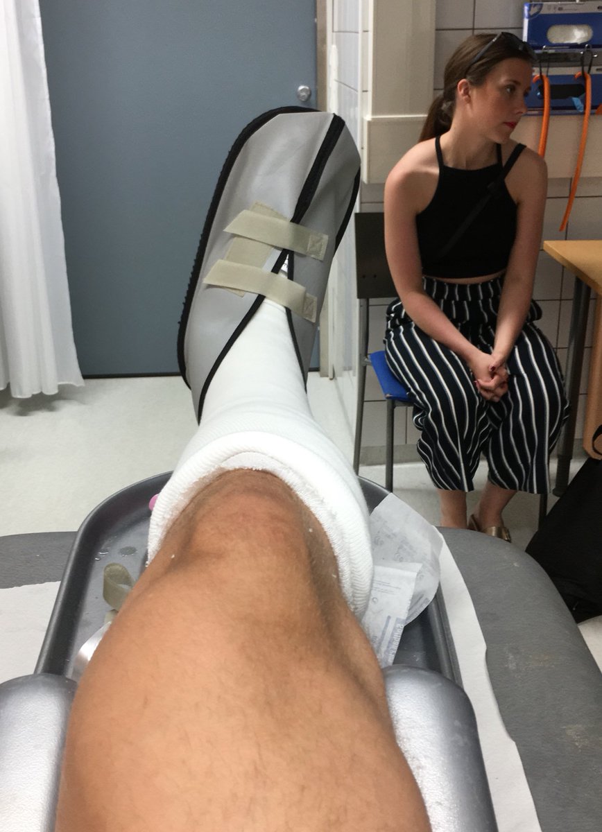 Posin kautta seuraavat 6vkoa. #salibandy #turhaloukki