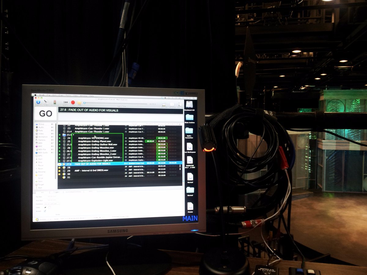 Mariana_J_Lopez's tweet photo. Working on some final tweaks for tonight's performance @AmphitryonTftv, more on the show and how to book tickets: https://t.co/WOfQB7P2PX https://t.co/fhJJNSSatC