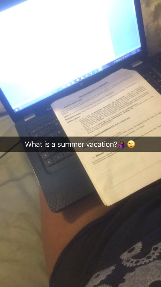 Iamqueenj_xo's tweet photo. #YourFutureRN https://t.co/uoc2qgwFH8