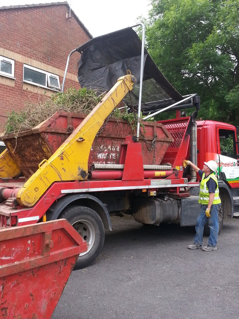 1st skip done &amp; dusted <a href="/FirstForFCHO/">First Choice Homes Oldham</a>