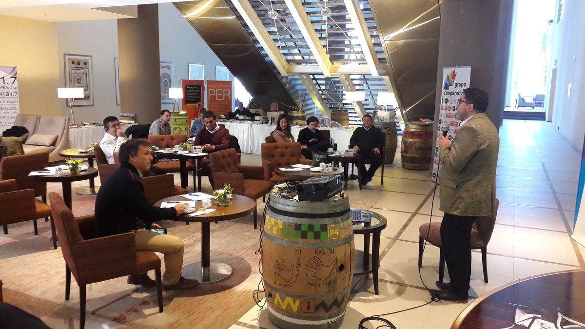 Comenzó la disertación "20 años de las ART" con gran particiación de empresarios y socios. #AderpeSalud #GrupoCooperativa #GrupoProvincia