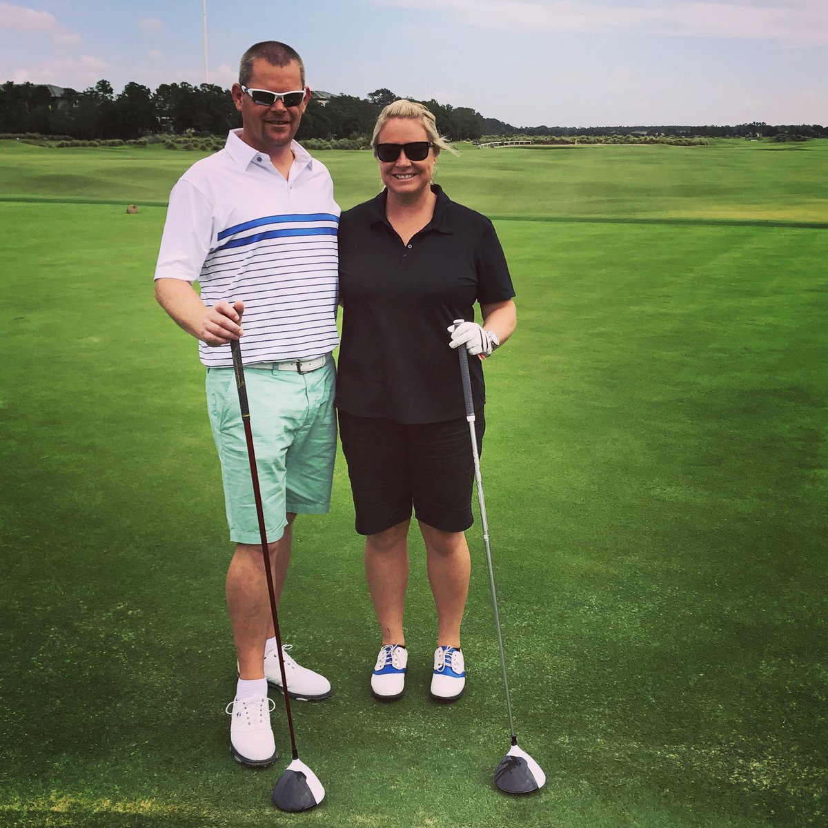 vicky_drysdale's tweet photo. Last game of golf before home time #teamdd #Orlando #itsbeenagreattrip #lotsofworkdone 🇺🇸👌⛳️🏌️🏌️♀️ https://t.co/gJt7XMRx5u