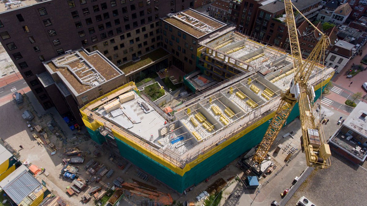 Plegt_Vos's tweet photo. Plegt-Vos kleurt het hart van Groningen 
In het hart van Groningen wordt gewerkt aan de realisatie van appartementen https://t.co/8lzk5JMv2C https://t.co/ZjWkTdl06L