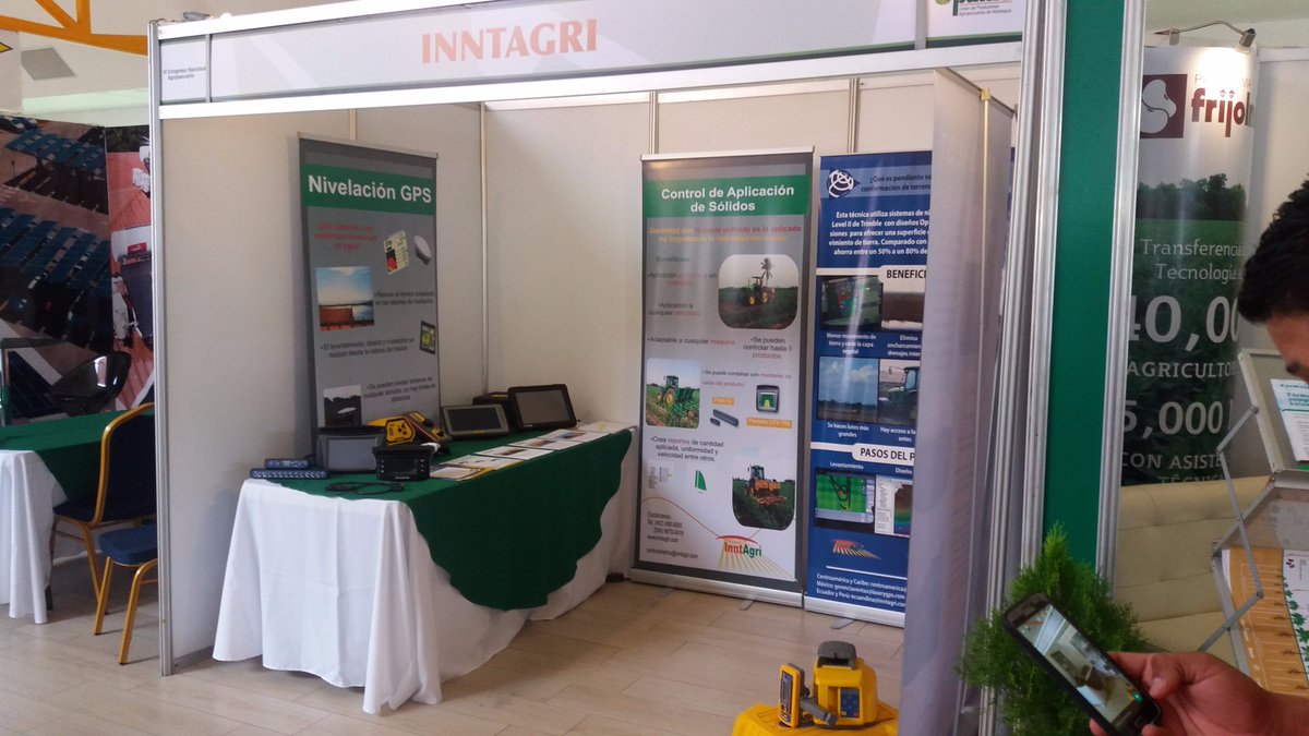 INNTAGRI's tweet photo. Llevando #AgriculturaDePrecisión al Congreso @UPANIC_ 2017 en Nicaragua #INNTAGRI https://t.co/JQzJppbszi