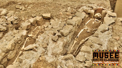 💀Savez-vous combien de squelettes abrite le musée archéologique Grenoble St-Laurent ? Réponse les 17-18/06 lors #JNA bit.ly/2ryQNpe
