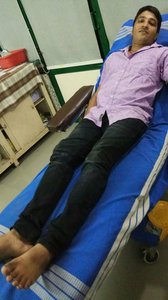 TeamPWA's tweet photo. పీపుల్ వెల్ఫేర్ అసోసియేషన్ అధ్వర్యంలో భాస్కర్ తణుకు సత్య హాస్పిటల్ లో రక్తదానం చెయ్యడం జరిగింది..
DONATE BLOOD SAVE LIFE
#PWATeam https://t.co/kVyXpr8Bhl