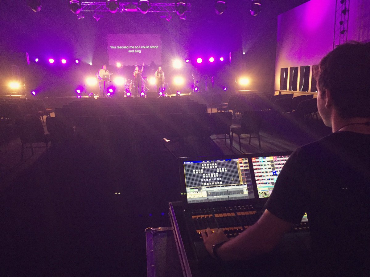 My heart is full!! The man cub <a href="/CarterNance/">Carter Nance</a> running <a href="/Catalystteens/">Catalyst Teens</a> camp 2017!
First show on an MA!
<a href="/MALighting/">MA Lighting</a> @ACTLighting @IntegrityLight