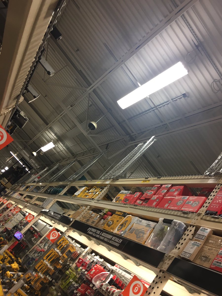 James_HD1843's tweet photo. Proud of my team, even when we're down two members we step up and get the job done. #inventoryteam Killing the overhead organization https://t.co/Q5PUkgSp9I