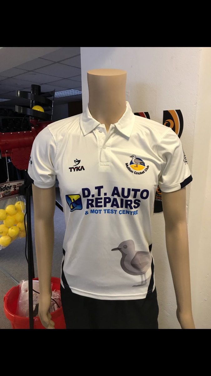 Mullion firsts away to Mount Hawk whilst the seconds are at home to cambourne. First outing for the new shirts