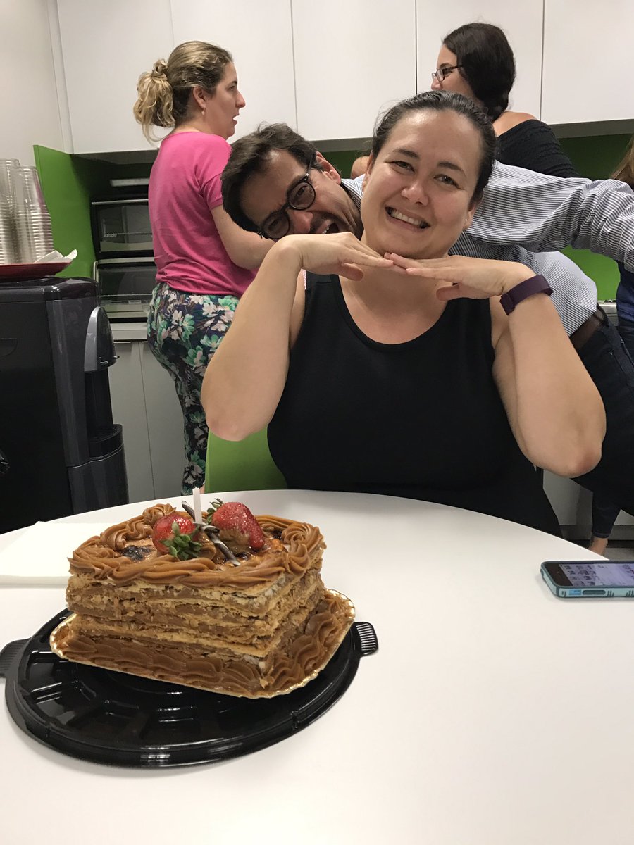 FHHispania's tweet photo. Celebrating our colleague @irdiederichs birthday along with our friends from @BeanstalkGroup & @Hearts_Science! #fhmiami #poweroftrue 🎂 https://t.co/BiGGIcHlBu