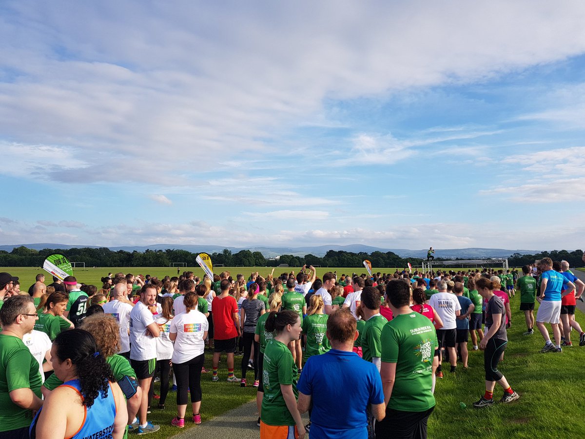deric_tv's tweet photo. Running for equality tonight @DublinPrideRun super event; huge turnout & the sun beamed down #DublinPride #PrideRun2017 @phoenixpark https://t.co/WkdIxZbUfV