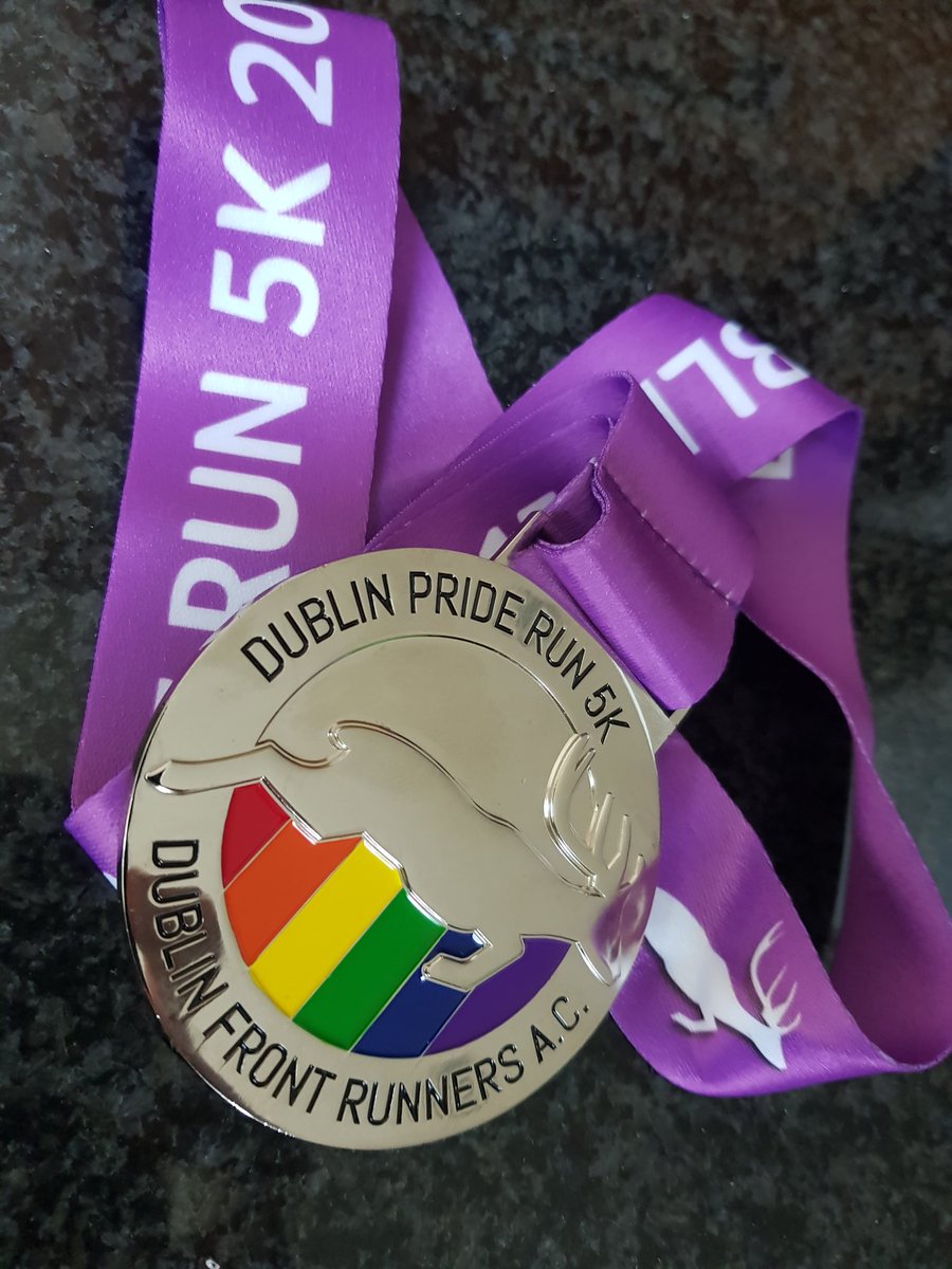 deric_tv's tweet photo. Running for equality tonight @DublinPrideRun super event; huge turnout & the sun beamed down #DublinPride #PrideRun2017 @phoenixpark https://t.co/WkdIxZbUfV