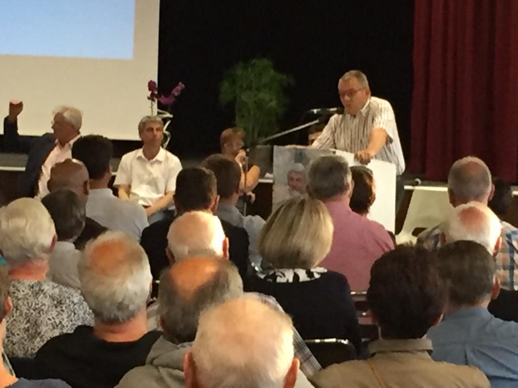 oallain2017's tweet photo. Merci à Didier Yon, maire de Trebry, pour son soutien et son énergie formidable https://t.co/vIORDbmZSp