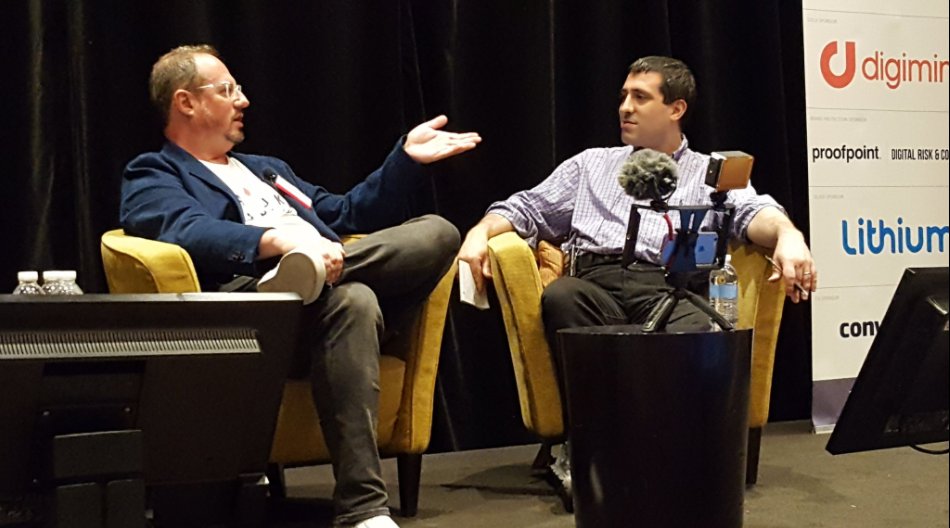 jeremarketer's tweet photo. Had such a fun time interviewing @djgeoffe of @Microsoft at #CMSNY just now. Dude knows what he's talkin' 'bout. (h/t @SpinItSocial) https://t.co/G2pdw23NUQ