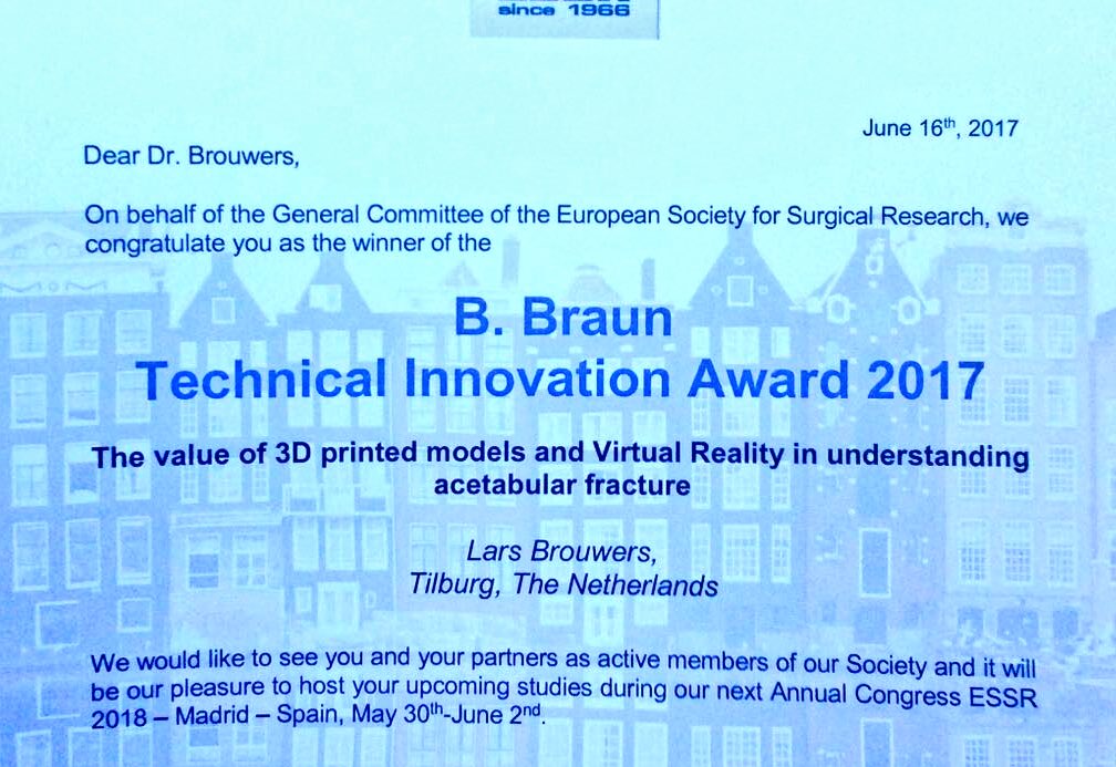Til_Surg's tweet photo. Very proud of @ETZnl Lars Brouwers for winning #ESSR2017 Technical innovation award! Congratulations! https://t.co/BuauPKkl2N