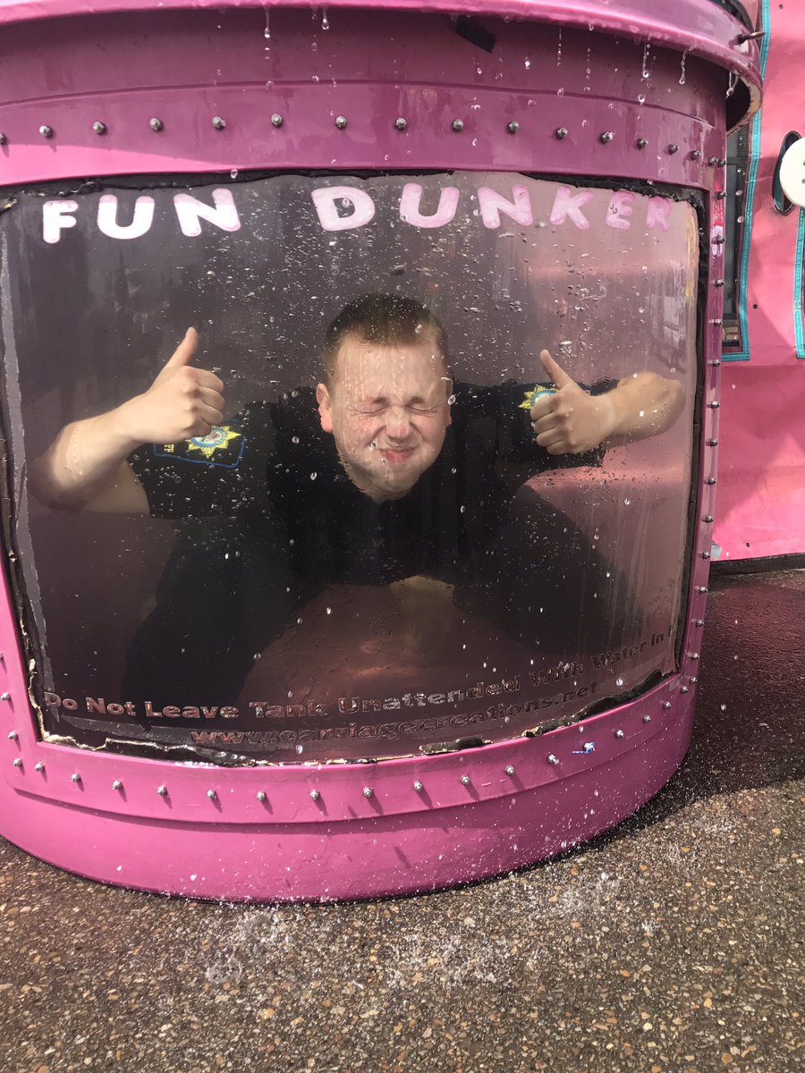 Neph7hys's tweet photo. #FreeOurFinest dunk tank fun @Alberta_LETR @SpecialOAlberta @AlbertaSheriffs https://t.co/1fpm70u2xv
