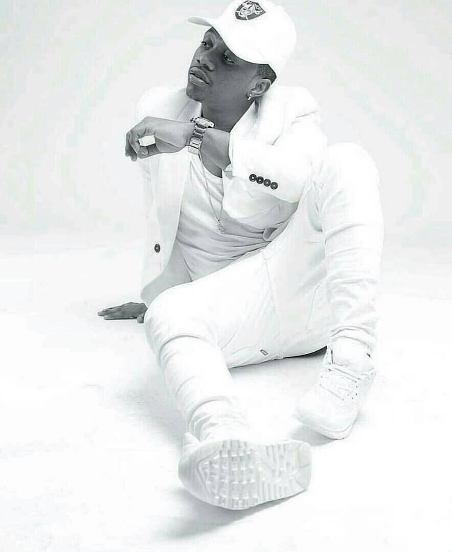 EMsodoki's tweet photo. #IPickRayVanny @bet_intl https://t.co/OIJRc7QsIW