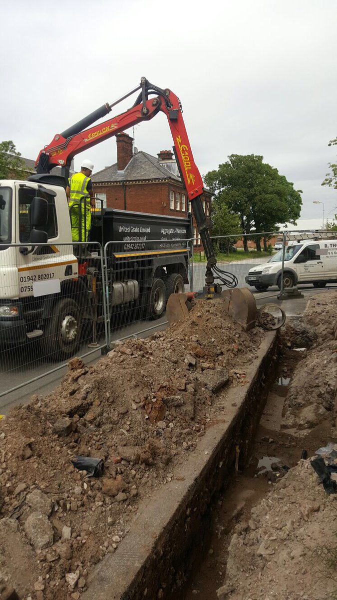 unitedgrabs's tweet image. Another #busy day taking muck away for @BemusConstruct today in Liverpool