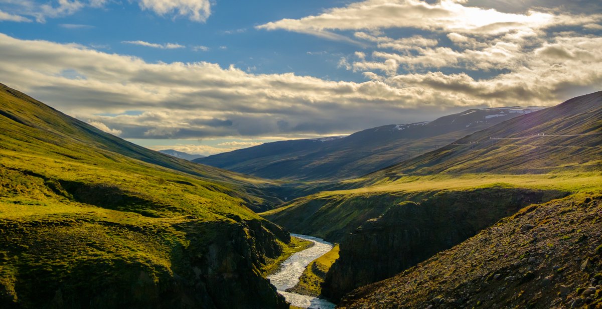 _mishamartin's tweet photo. #lessknown Heiðará Stream in North Iceland #iceland #fujixt20 #landscapephotography #mystopover https://t.co/XkSHcwvVEF