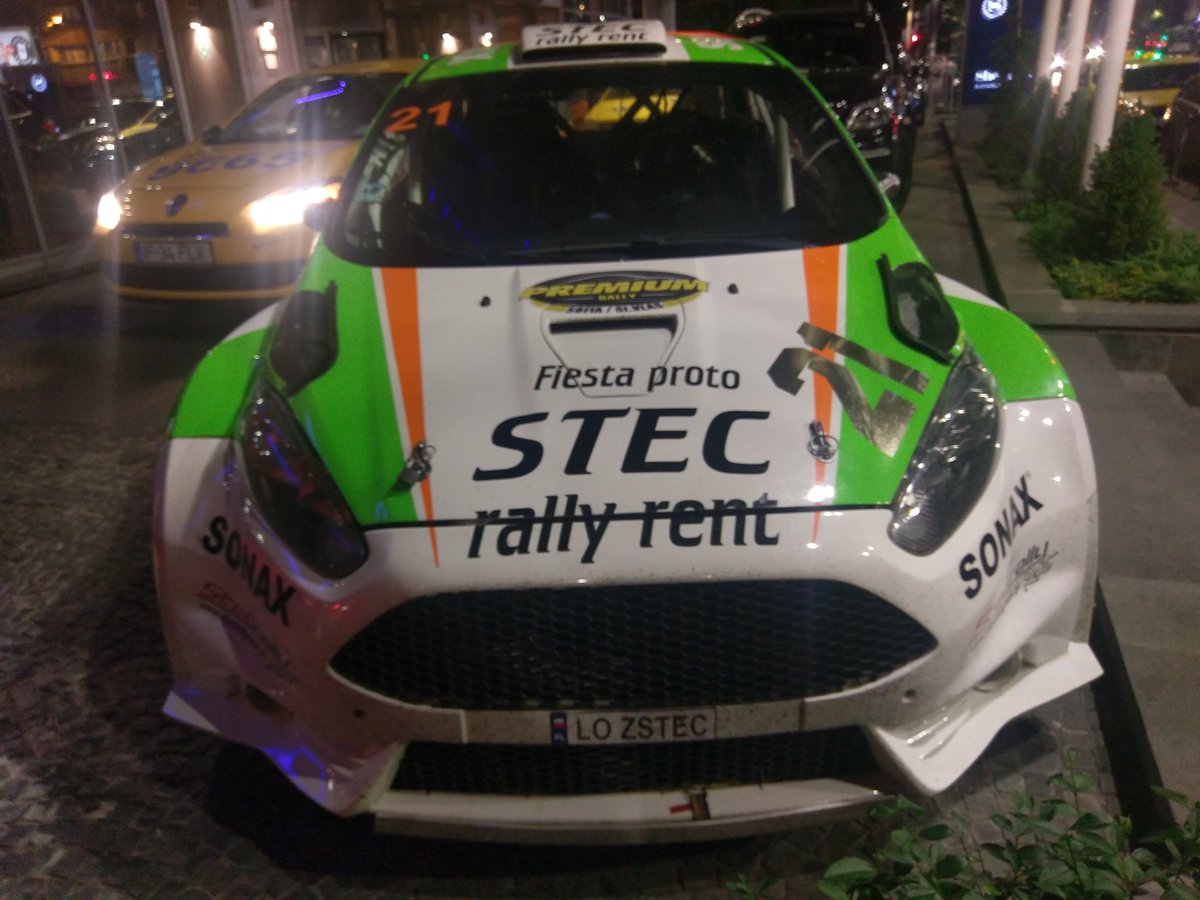 Sadokist's tweet photo. Few lambos and porsches are parked out front but street cars are boring. This was the coolest at our hotel. 350 wheel though 🤢#premiumrally https://t.co/3jeDETT8f6