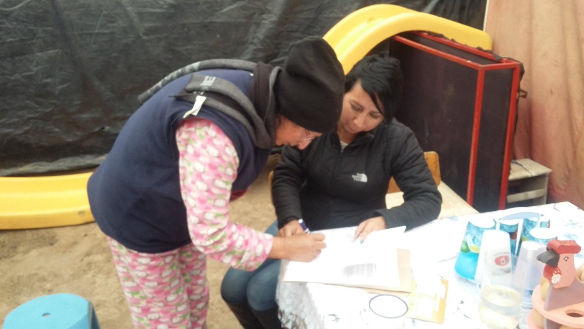 WendyAruiz's tweet photo. SRA. ÁNGELA OBACO BENEFICIARIA DEL BONO DE DESARROLLO REALIZO CANJE DE SU COCINA A GAS POR 1 @CocinaInduccion  CARCHI-MONTUFAR https://t.co/qmR29vKcTF