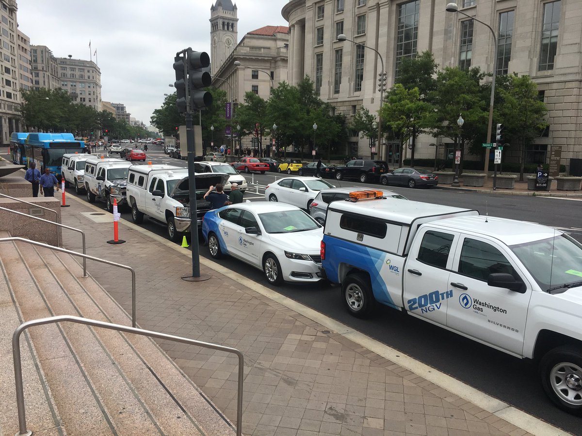 aga_naturalgas's tweet photo. Great to see @washingtongas @ColumbiaGasPA @ColumbiaGasVa part of the #NGVRoadRally convoy this morning. #NGV #CNG #natgas https://t.co/Ae9p6QwGYf