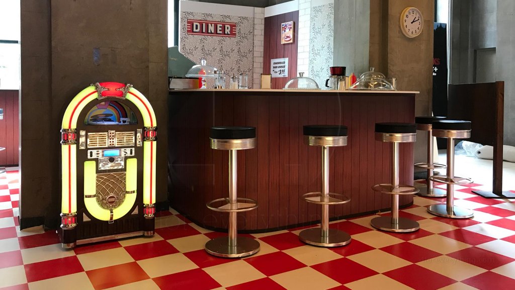 4foreverything tweet media