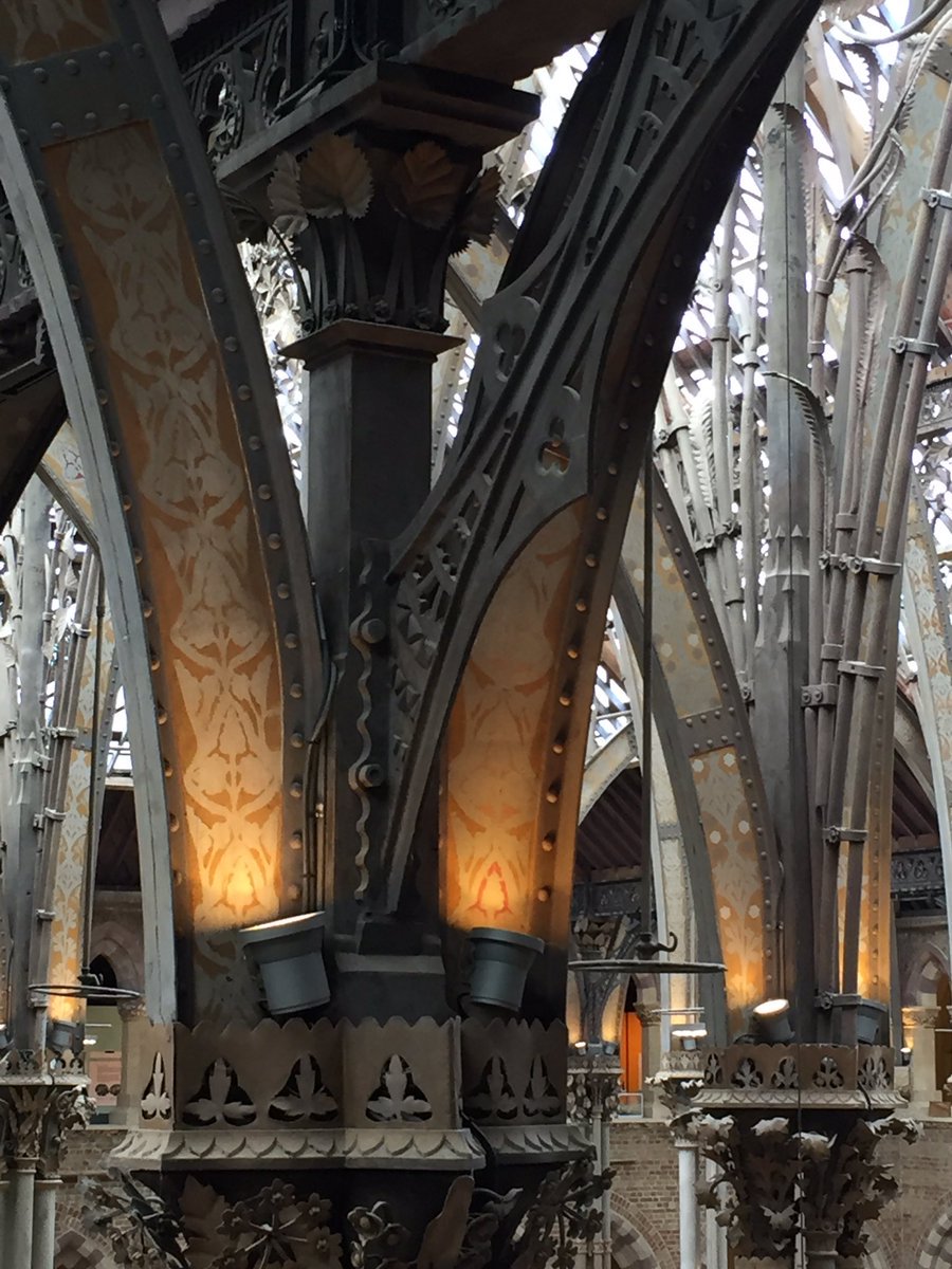 GolantInnov's tweet photo. Can't think of any building better embodying integrated design thinking than @morethanadodo Ruskin got some things right! #dlnet https://t.co/rp43KcjyDA