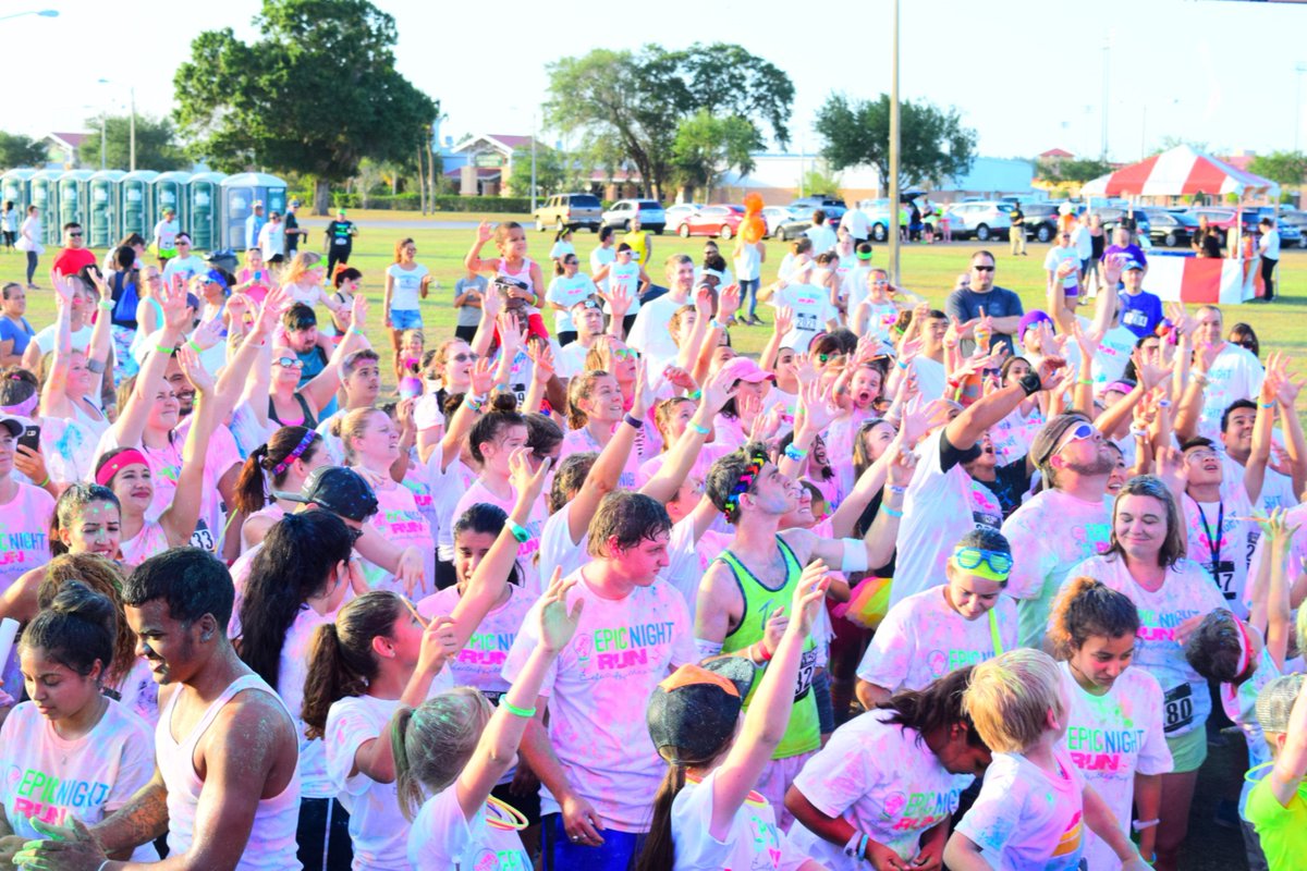 EpicNightRun's tweet photo. #Friday is our second #favorite #Fword. #Food is definitely our first. #FridayFeeling #lightupthenight #EpicNightRun #color5k #colorrun https://t.co/GkquT1dcDc