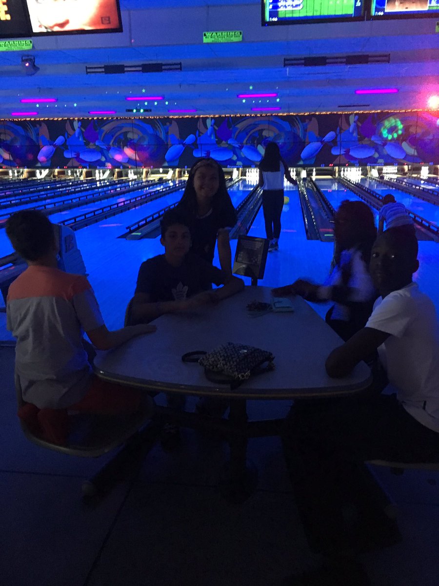 sfioedu's tweet photo. #jmv7 representing @BowlBrunswick! https://t.co/FCTl7Yc6fm