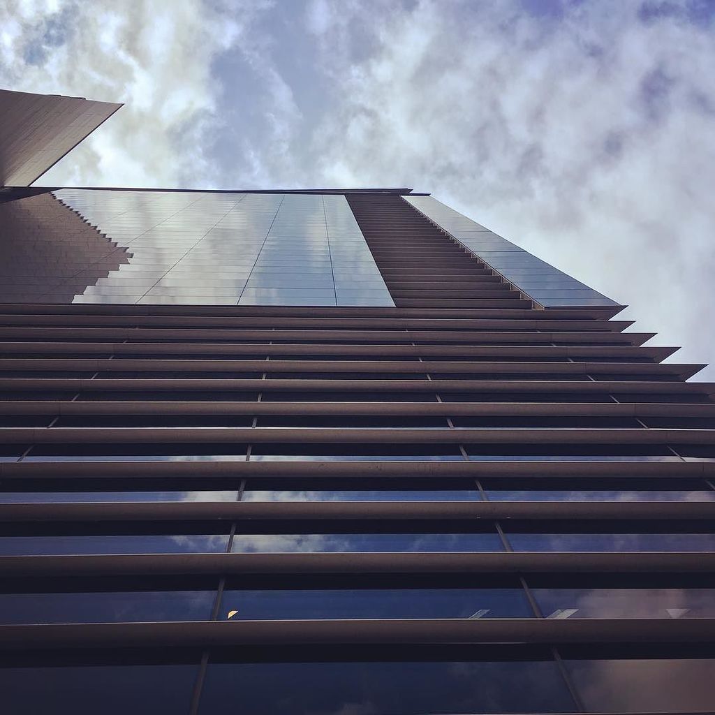 sfiftyseven's tweet photo. Always look up. #hotellatour #igersbirmingham #igersbham #birminghamuk #architecturalphotography #iphone https://t.co/DtzFG6TW8u https://t.co/nHsZXIzzFb