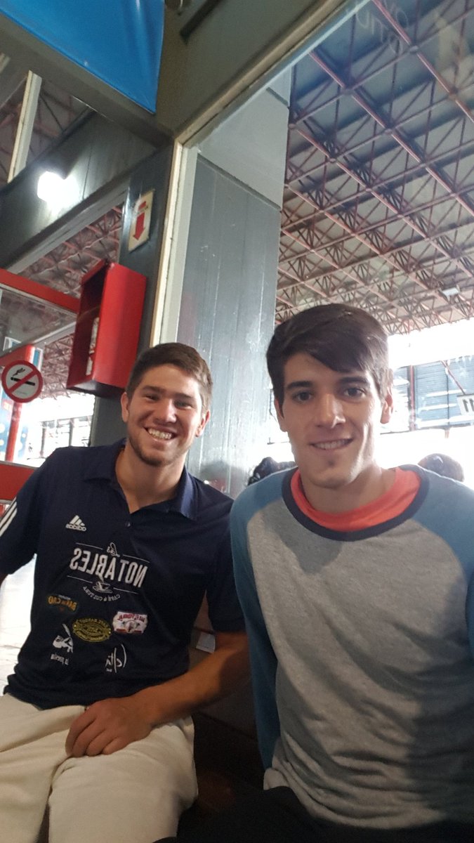 FedeMoreno22's tweet photo. Ultimo torneo de la gira cordobesa! Gracias @Los_Notables por dejarme tener esta posibilidad https://t.co/SVPV1GEfTt