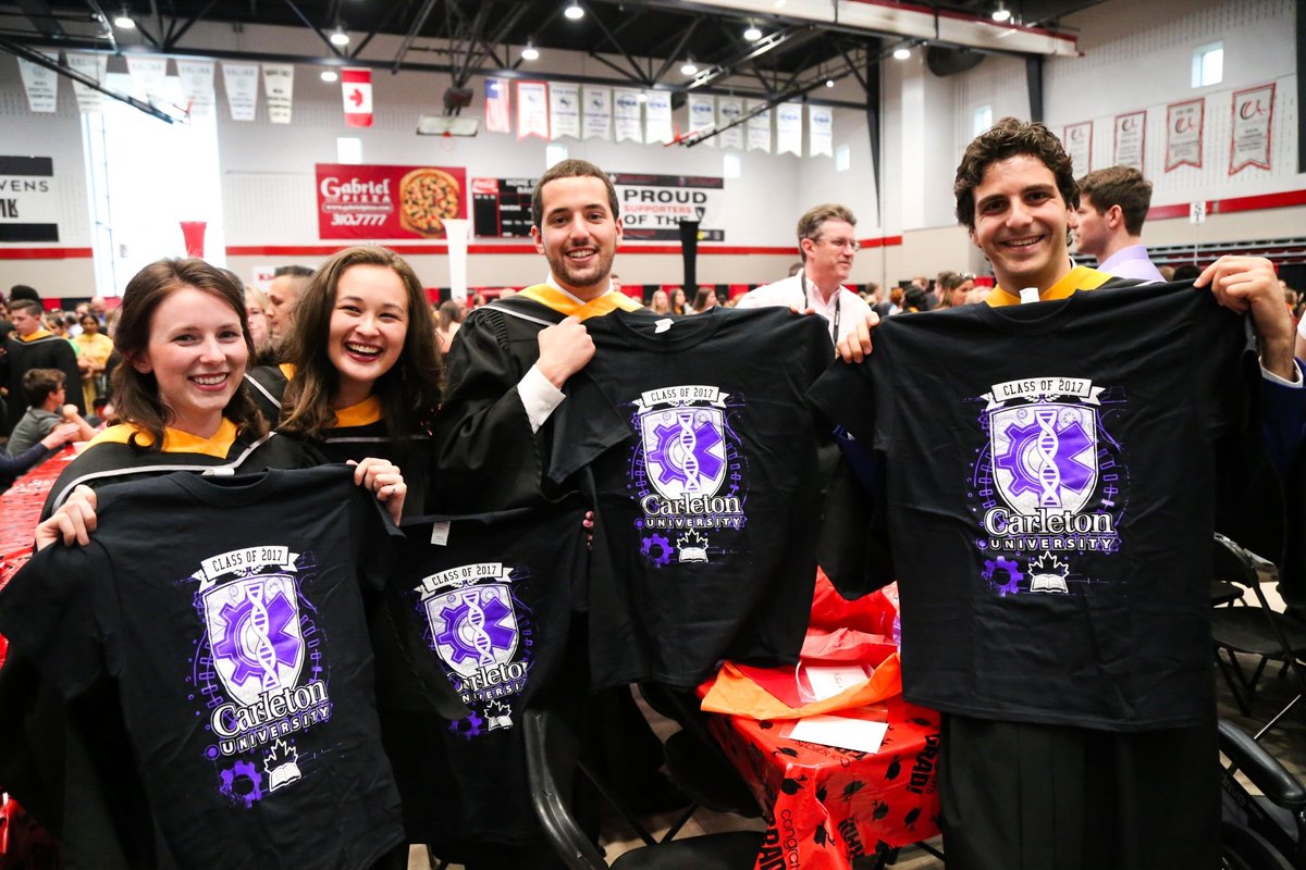 ChilPrint's tweet photo. #Graduation2017 is here, and it's not too late to get your special someone a personalized gift. Contact us today https://t.co/4TsjZQWoPq https://t.co/AixxRqRBQB