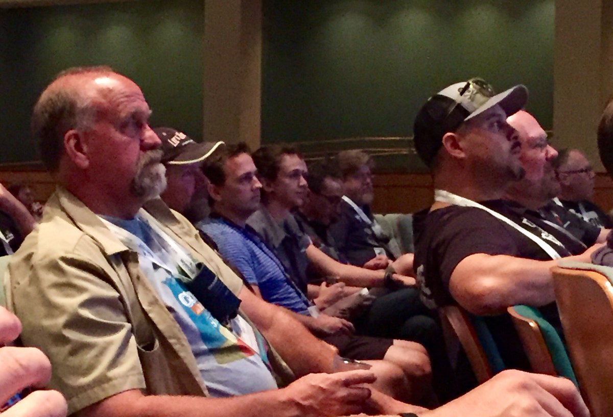 bacteriality's tweet photo. There is a pretty good chance that @PourBrewer or @GordonStrong get thrown out of this session #MakingMead #homebrewcon2017 https://t.co/AErwijUc3g