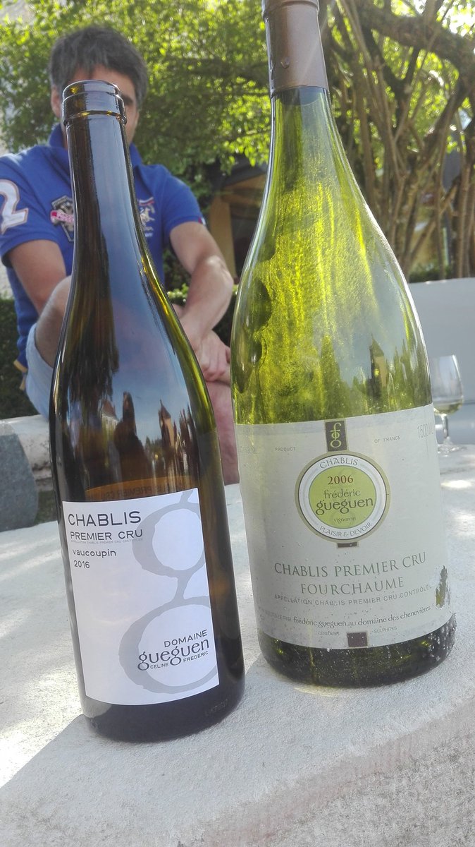 DominiqAguilar's tweet photo. Échange viticulteurs chablisiens #Emplois #tourisme #paysages @JYCaullet_2017 @MoreauLouis1 @JBLemoyne  @MurielVerges @ChablisGueguen https://t.co/QCuOfPtuc2