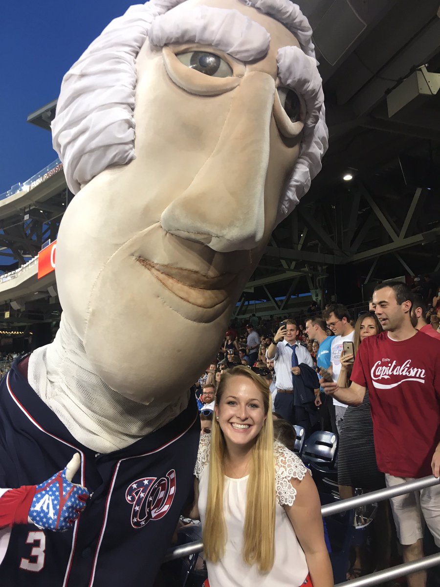 murphysinclair's tweet photo. I think it's pretty obvious who the real winner of last night's game was #cbg2017 @thehillbaseball 🐘🇺🇸⚾️ https://t.co/yOvVBilkis